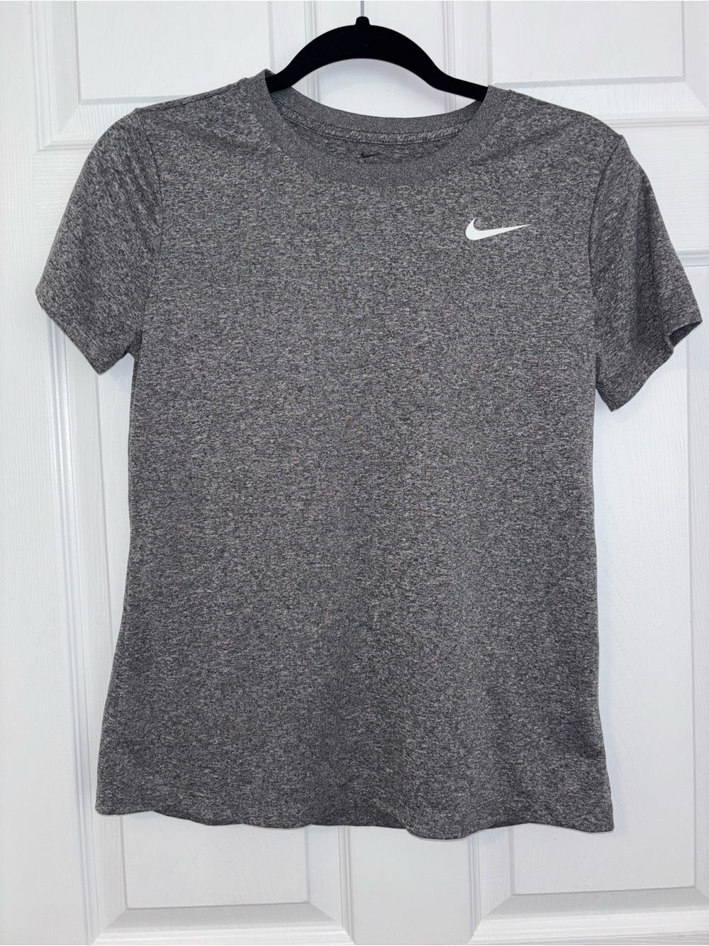 Nike Women’s Heather Gray Short-Sleeve Dri-FIT Tee